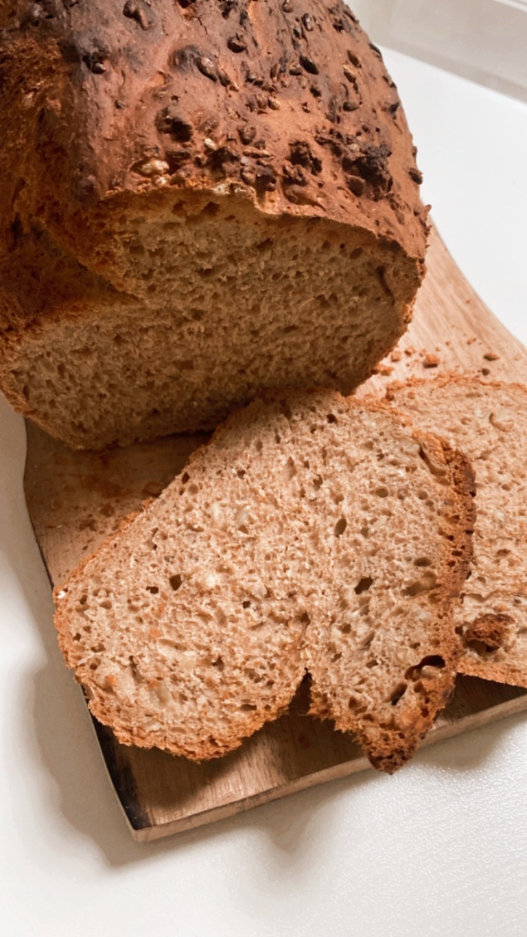 Vollkorn – Nuss – Brot – Seebymanu